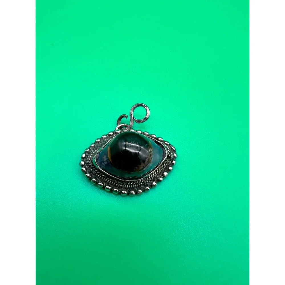 Vintage Natural Black‎ Stone Pendant Jewelry